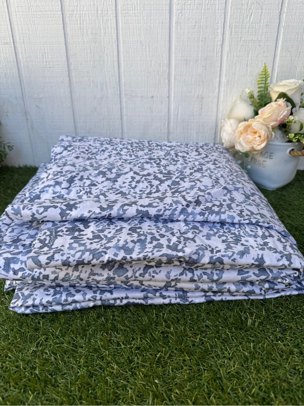 BOLL & BRANCH
Signature Hemmed DUVET SET Bay Garden 100% organic cotton King